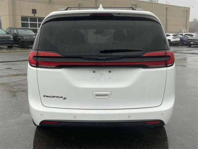 used 2021 Chrysler Pacifica car, priced at $24,113