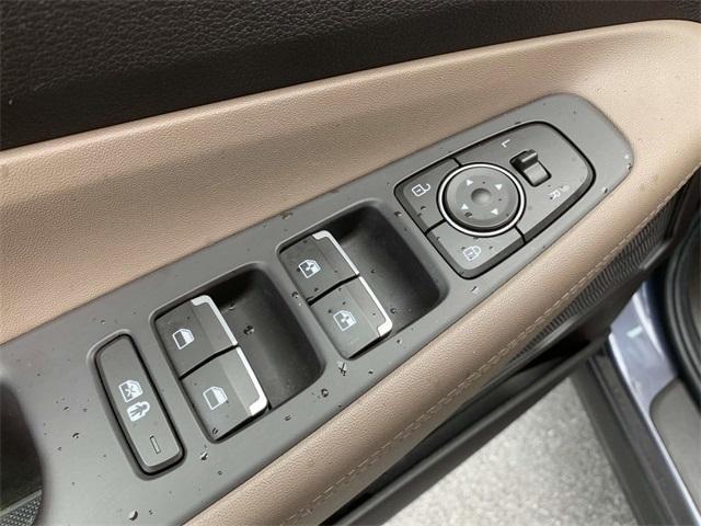 used 2021 Hyundai SANTA FE HEV car, priced at $24,018