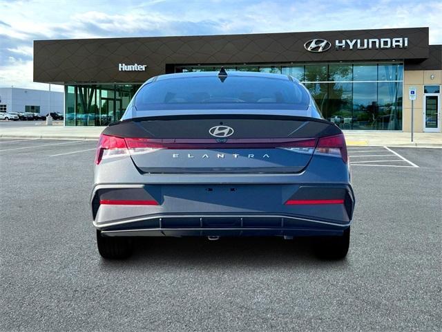new 2025 Hyundai Elantra car, priced at $23,305