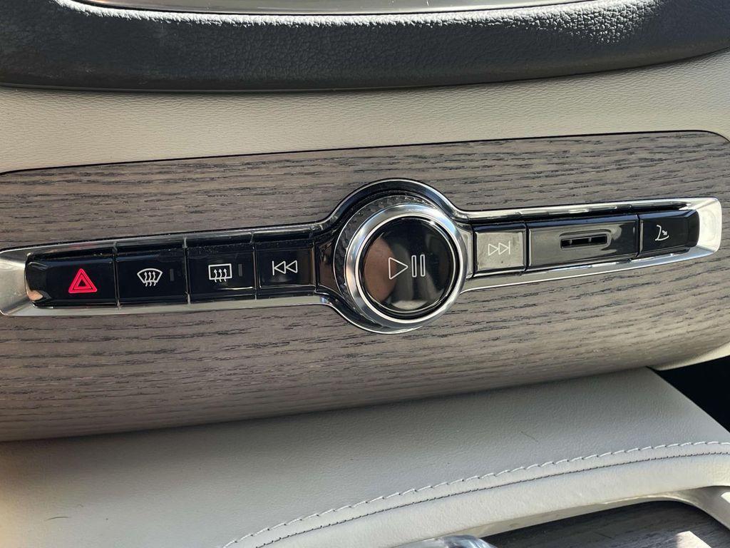 used 2024 Volvo XC90 Recharge Plug-In Hybrid car, priced at $60,474