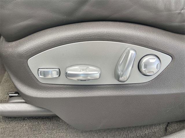 used 2017 Porsche Cayenne car, priced at $34,048
