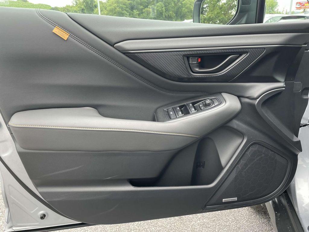 new 2025 Subaru Outback car