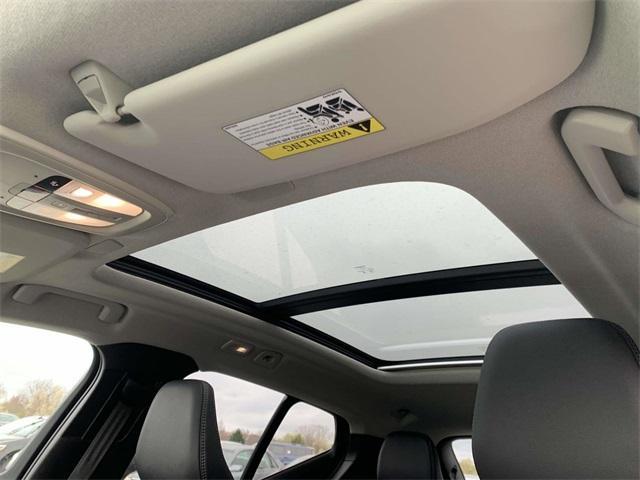 new 2025 Volvo XC40 car, priced at $47,335