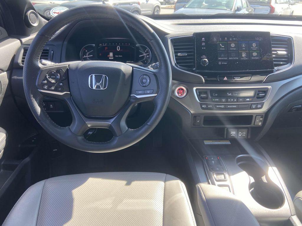 used 2022 Honda Passport car, priced at $32,865
