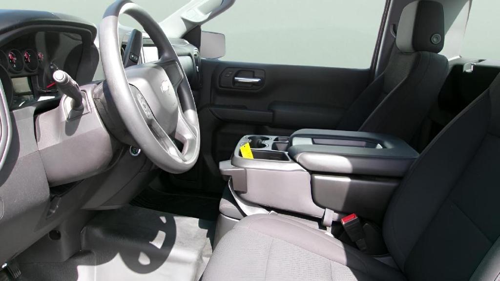 used 2024 Chevrolet Silverado 1500 car, priced at $29,995