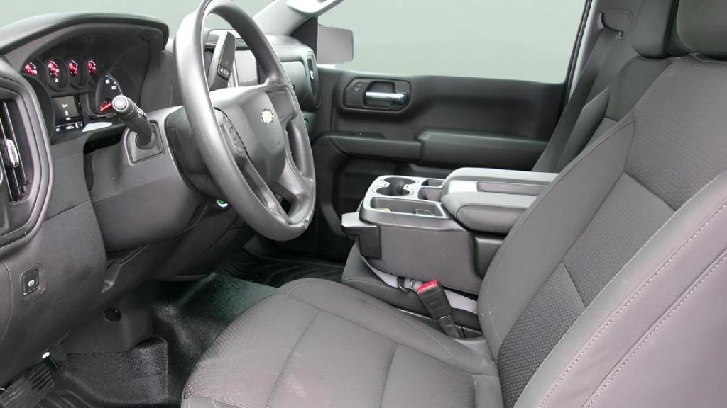 used 2024 Chevrolet Silverado 1500 car, priced at $29,995