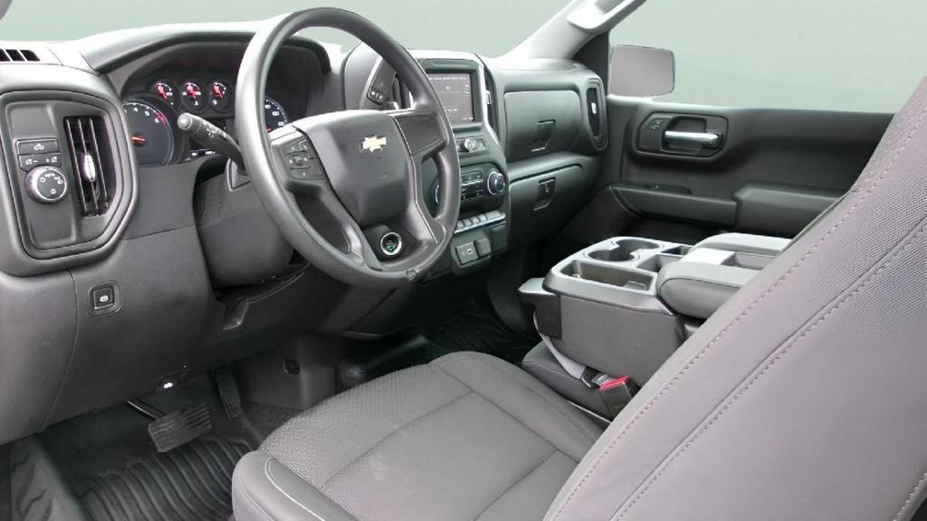 used 2024 Chevrolet Silverado 1500 car, priced at $29,995