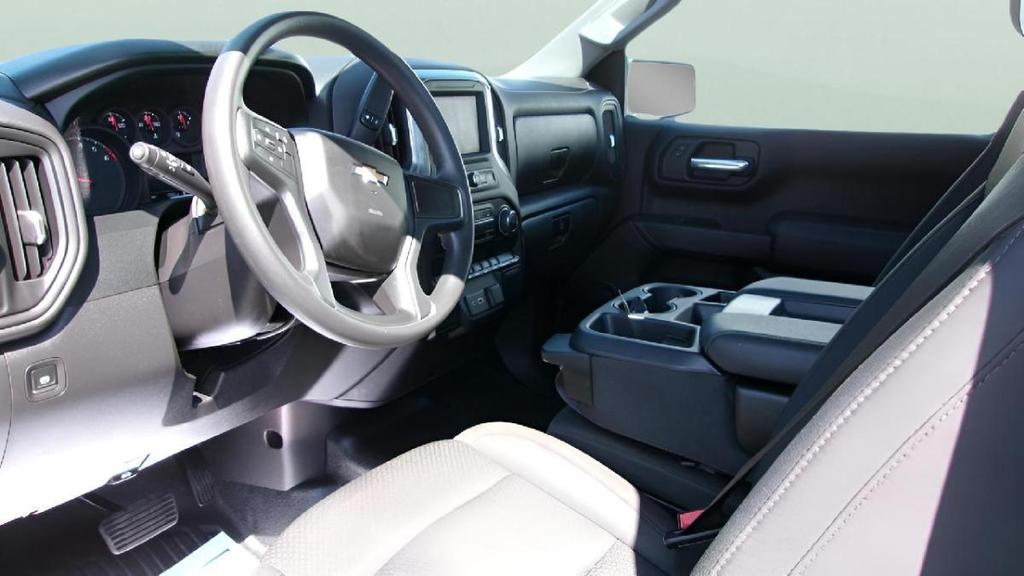 used 2024 Chevrolet Silverado 1500 car, priced at $29,995