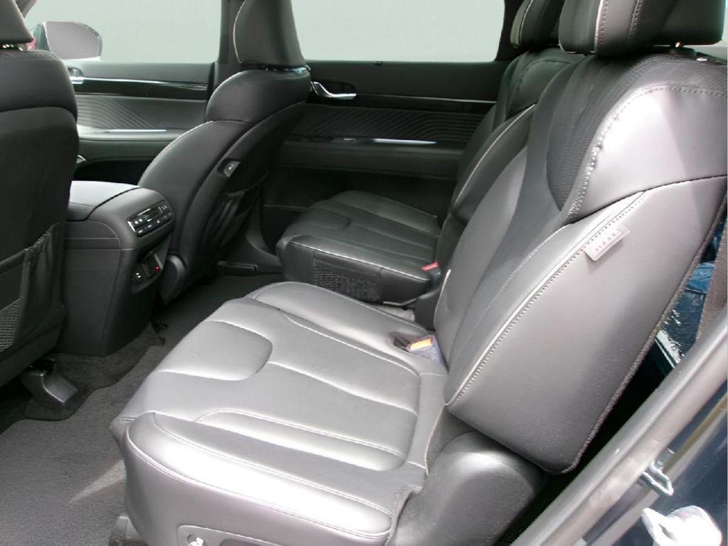 used 2025 Hyundai Palisade car, priced at $49,995