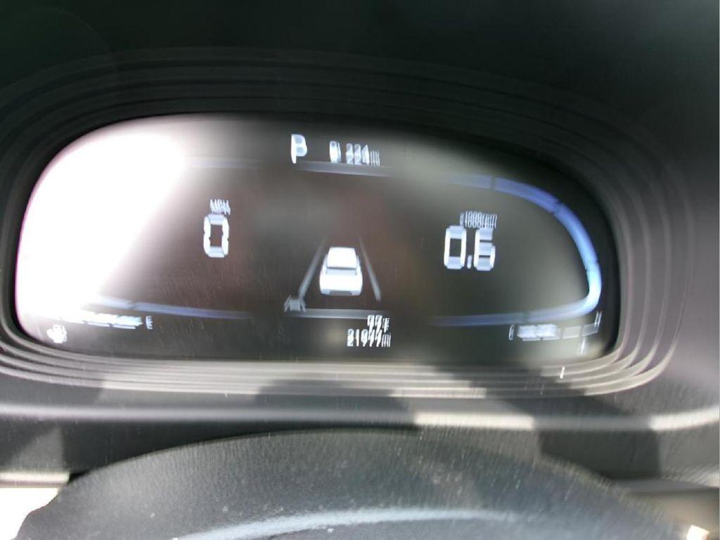 used 2024 Hyundai Venue car, priced at $22,995