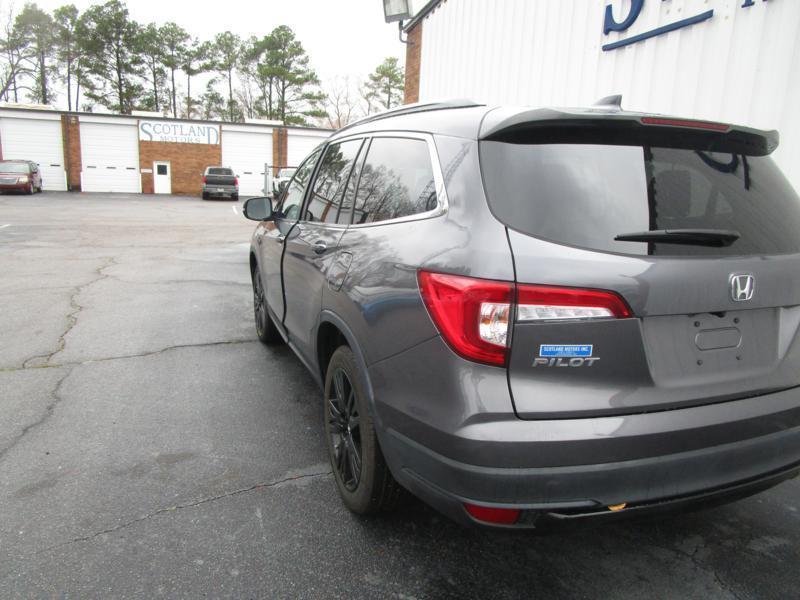 used 2022 Honda Pilot car, priced at $37,995