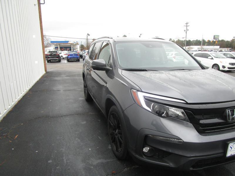 used 2022 Honda Pilot car, priced at $37,995