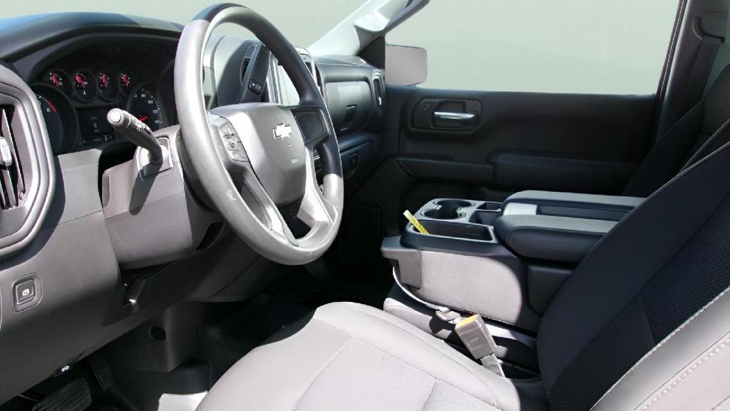 used 2024 Chevrolet Silverado 1500 car, priced at $29,995