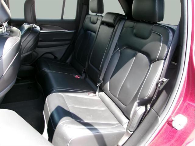 used 2024 Jeep Grand Cherokee car, priced at $33,995