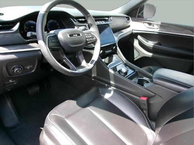 used 2024 Jeep Grand Cherokee car, priced at $33,995