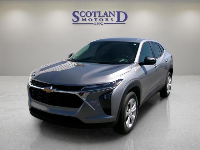 used 2025 Chevrolet Trax car, priced at $24,995