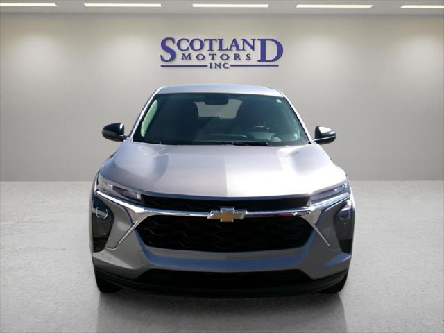 used 2025 Chevrolet Trax car, priced at $24,995