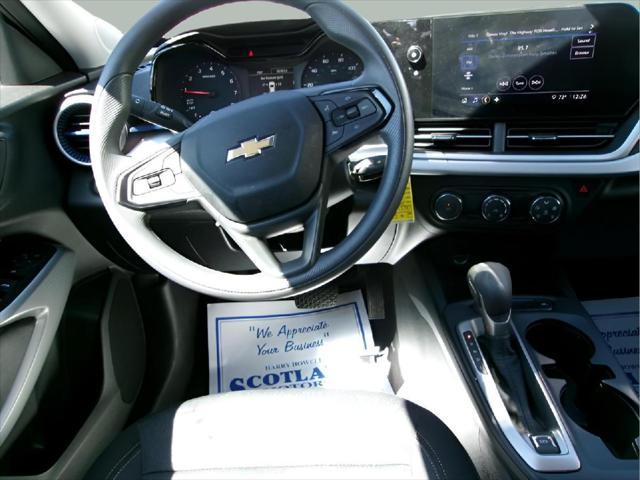 used 2025 Chevrolet Trax car, priced at $24,995