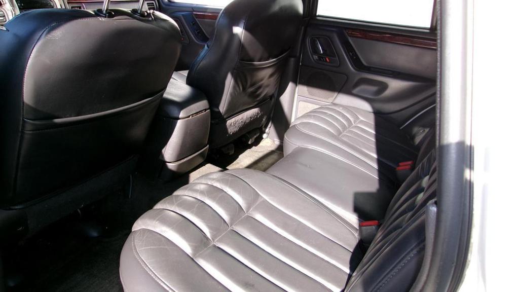 used 2000 Jeep Grand Cherokee car, priced at $4,995