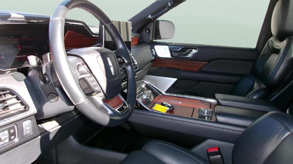 used 2024 Lincoln Navigator car, priced at $79,995