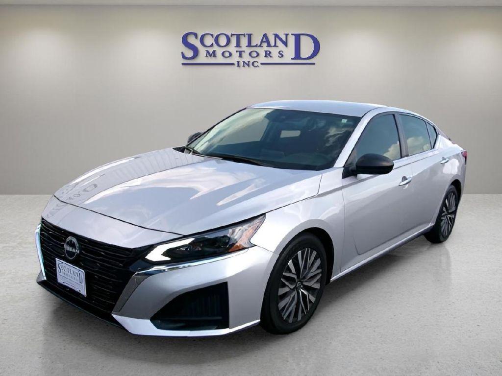used 2024 Nissan Altima car, priced at $21,995