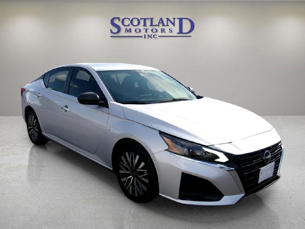 used 2024 Nissan Altima car, priced at $21,995