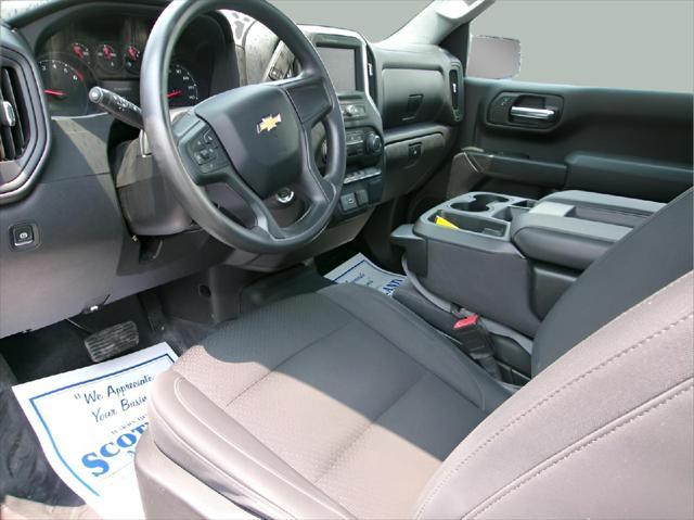 used 2024 Chevrolet Silverado 1500 car, priced at $31,995