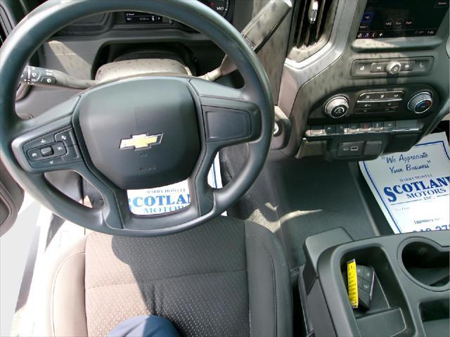 used 2024 Chevrolet Silverado 1500 car, priced at $31,995