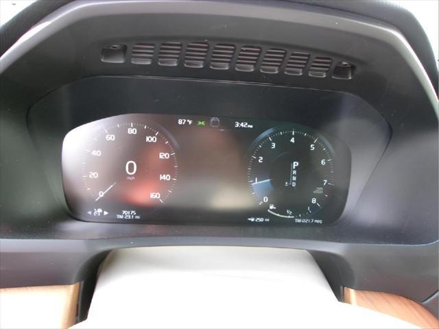 used 2022 Volvo XC90 car, priced at $33,995