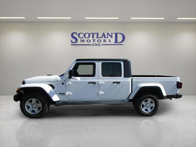 used 2023 Jeep Gladiator car, priced at $34,995