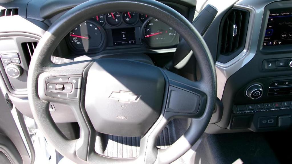 used 2024 Chevrolet Silverado 1500 car, priced at $29,995