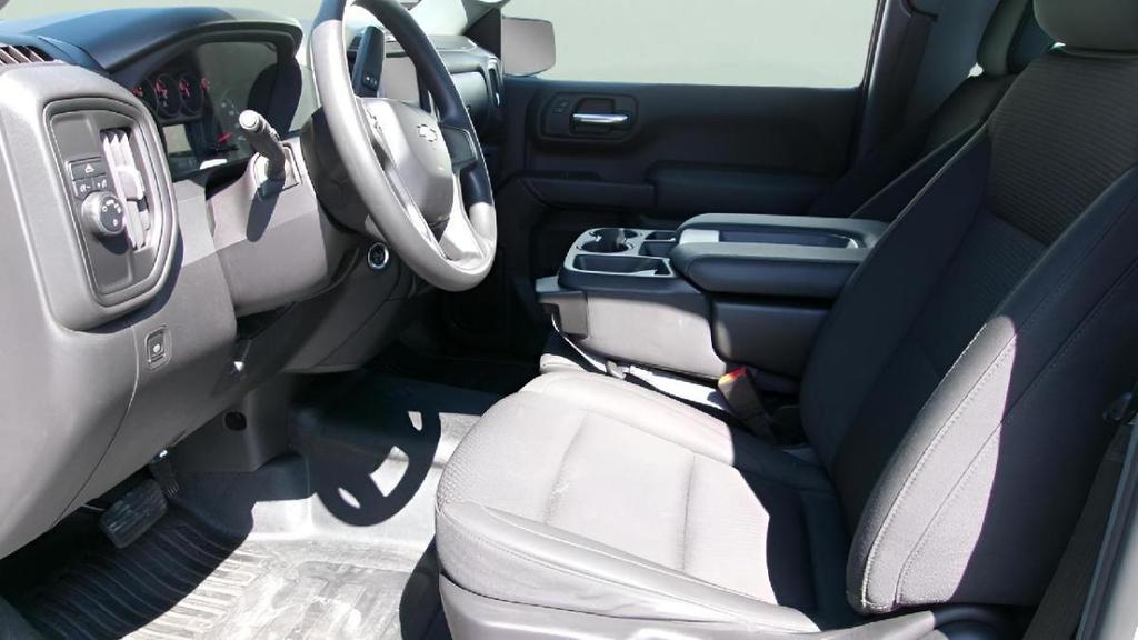 used 2024 Chevrolet Silverado 1500 car, priced at $29,995