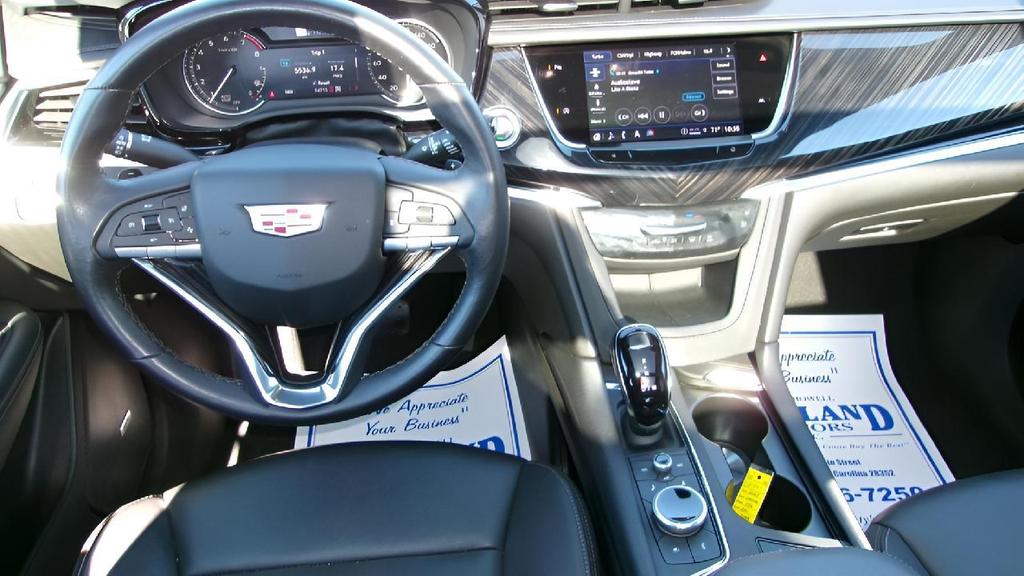 used 2025 Cadillac XT6 car, priced at $49,995