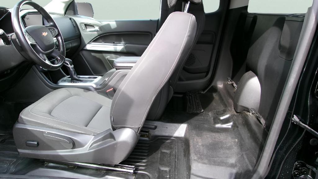 used 2022 Chevrolet Colorado car, priced at $19,995
