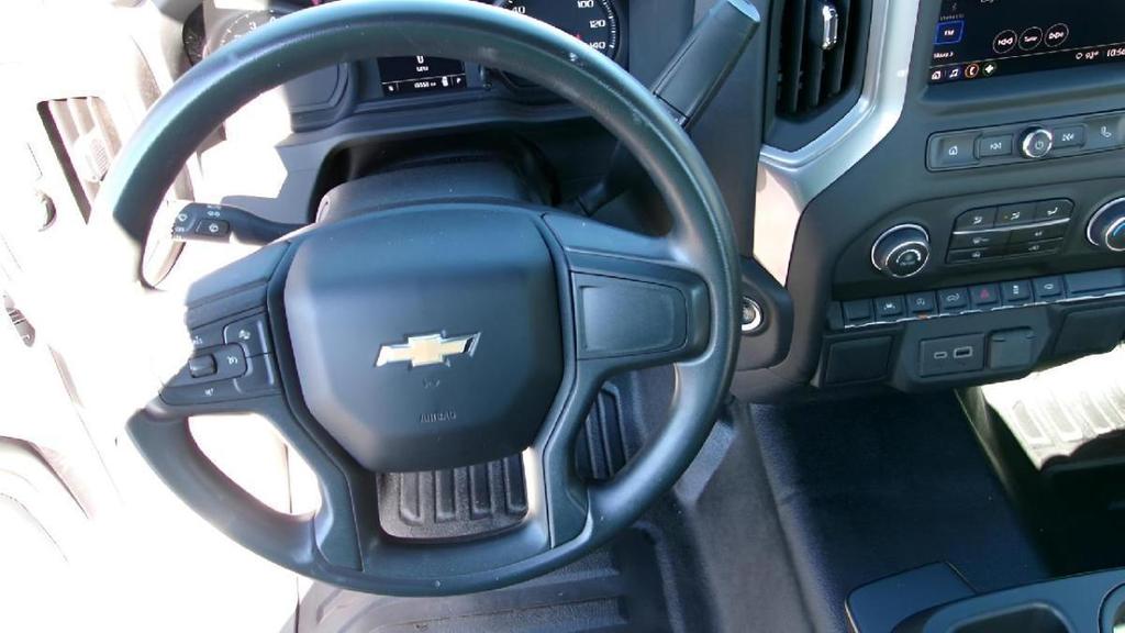 used 2024 Chevrolet Silverado 1500 car, priced at $29,995