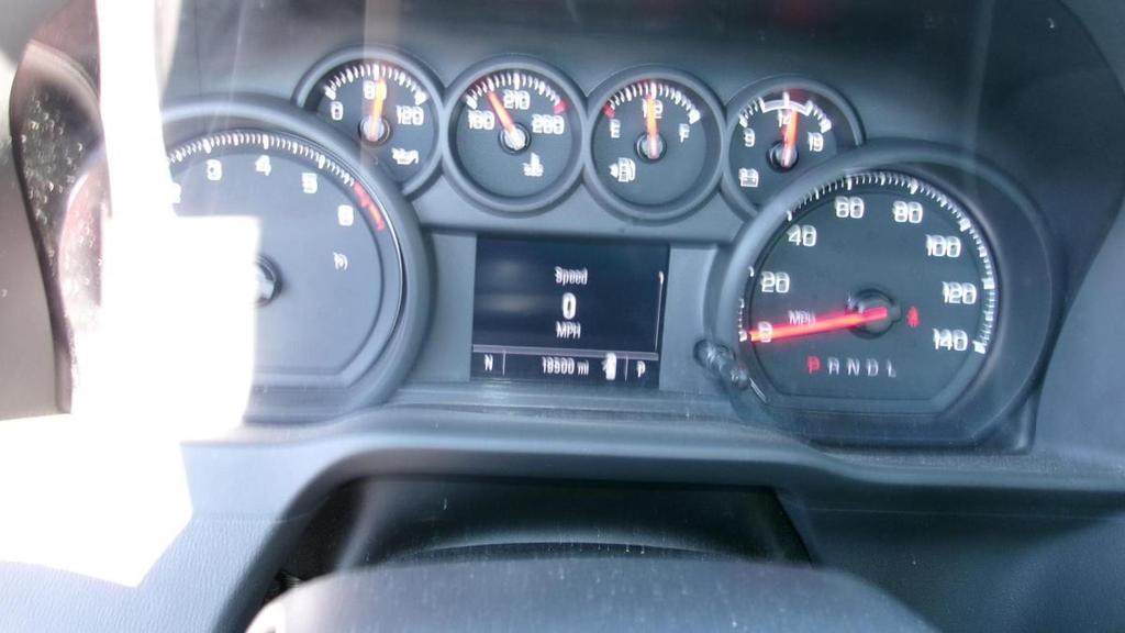 used 2024 Chevrolet Silverado 1500 car, priced at $29,995