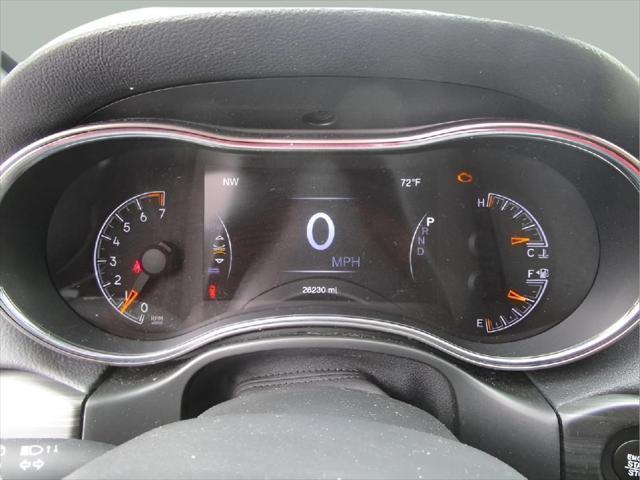 used 2022 Jeep Grand Cherokee car, priced at $32,995