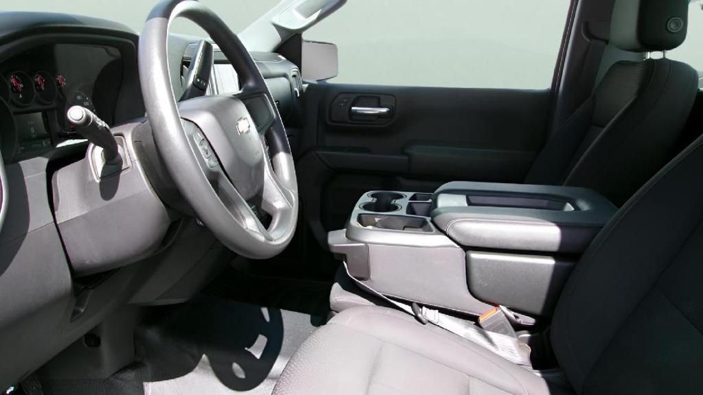 used 2024 Chevrolet Silverado 1500 car, priced at $29,995