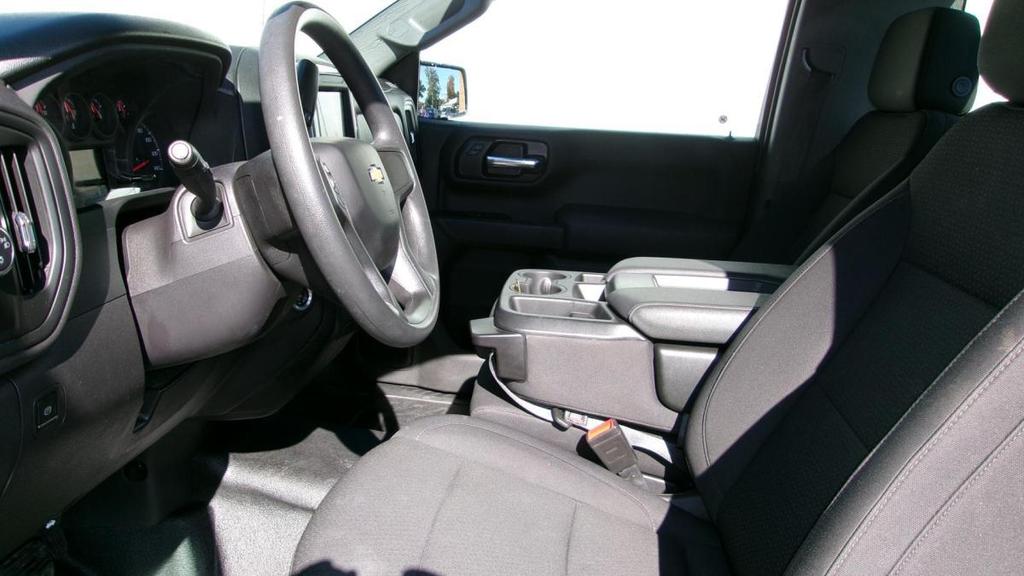 used 2024 Chevrolet Silverado 1500 car, priced at $29,995