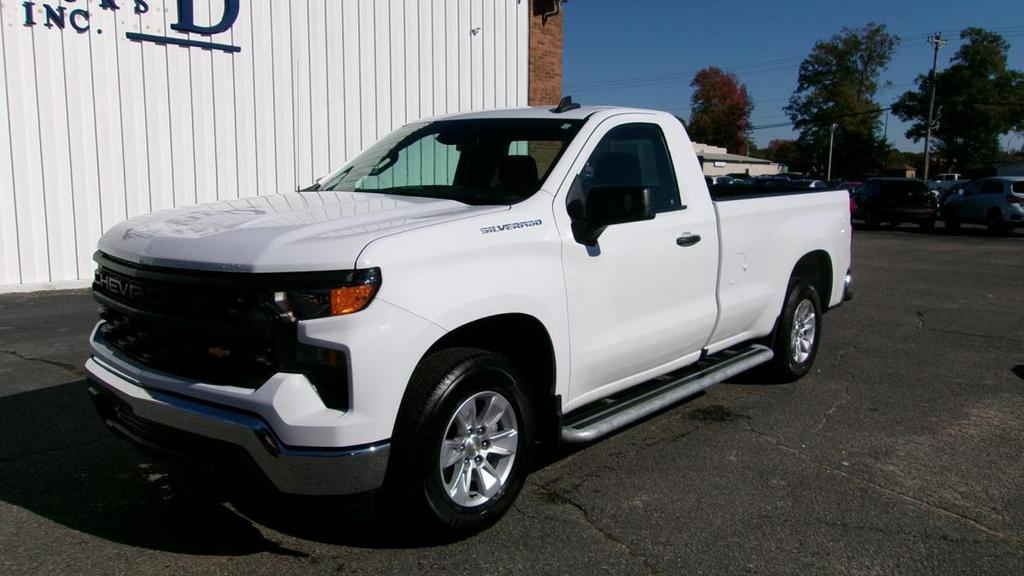used 2024 Chevrolet Silverado 1500 car, priced at $29,995