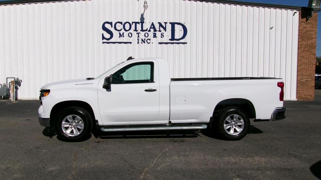 used 2024 Chevrolet Silverado 1500 car, priced at $29,995