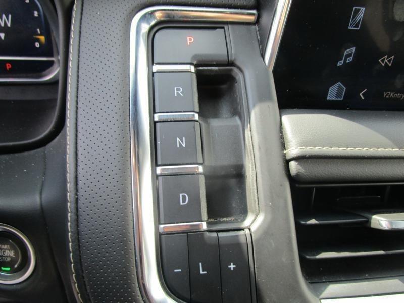 used 2023 Chevrolet Suburban car, priced at $46,995