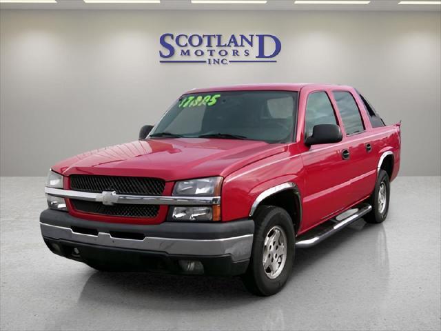 used 2004 Chevrolet Avalanche car, priced at $7,995