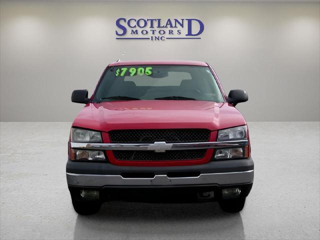 used 2004 Chevrolet Avalanche car, priced at $7,995