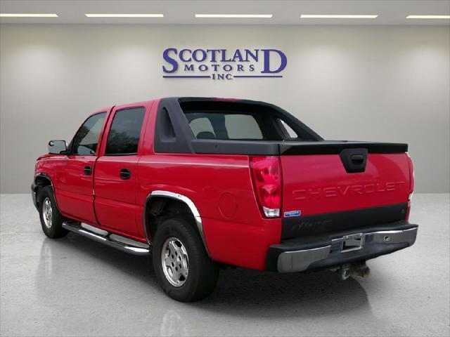 used 2004 Chevrolet Avalanche car, priced at $7,995