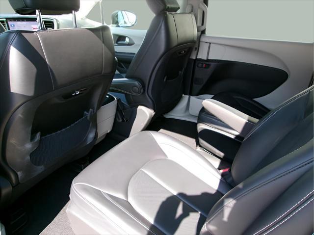 used 2024 Chrysler Pacifica Hybrid car, priced at $38,995