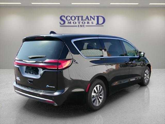 used 2024 Chrysler Pacifica Hybrid car, priced at $31,995