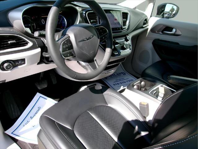 used 2024 Chrysler Pacifica Hybrid car, priced at $31,995
