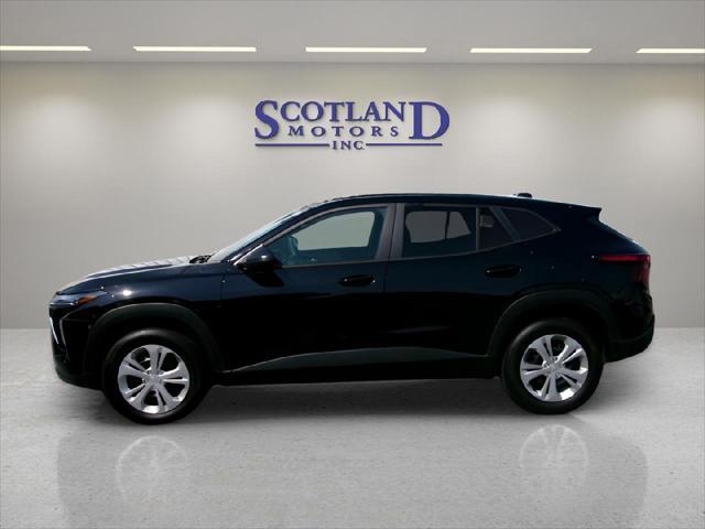 used 2025 Chevrolet Trax car, priced at $23,995