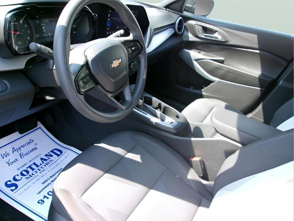 used 2025 Chevrolet Trax car, priced at $22,995